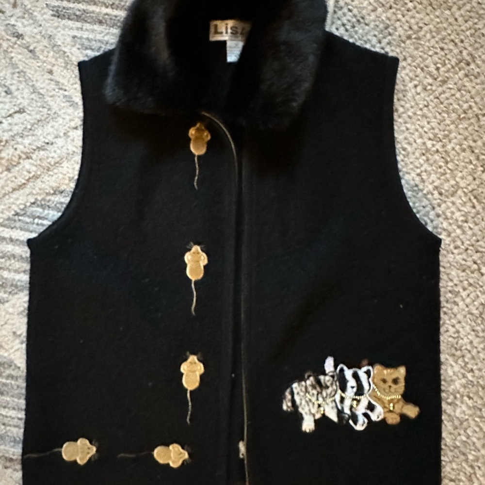 Black wool Vest with Cat and Mouse Embroidery  Size Large